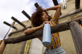 LifeStraw Go insulated cap keeps beverages cold for all-day freshness.