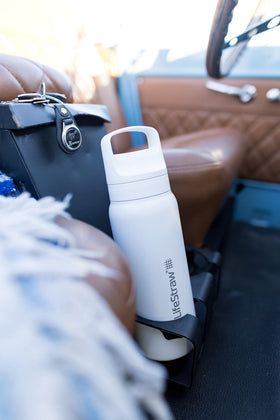 LifeStraw Go Series carbon filter improves taste by reducing chlorine and odors.
