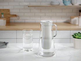 LifeStraw Home pitcher pouring spout, smooth pouring for everyday use.