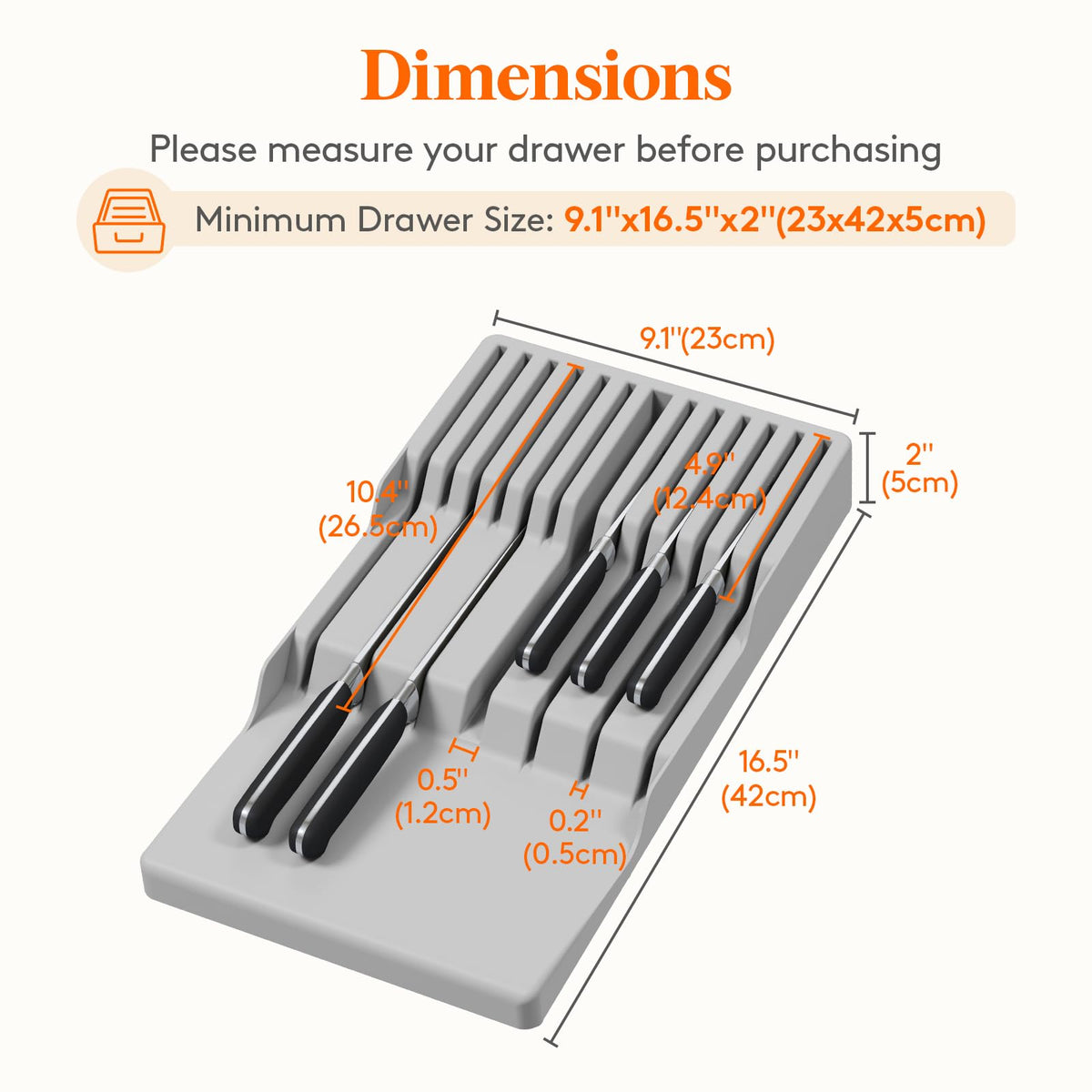 Lifewit interior knife slots with magnetic hold for quick access.