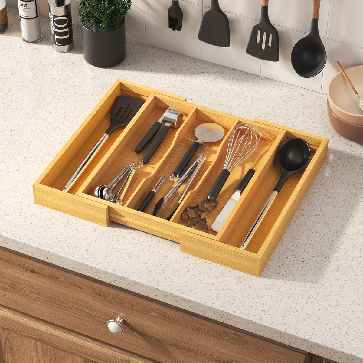 Grooved dividers allow easy grabbing without digging through drawers.