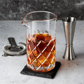 LIGHTEN LIFE all-in-one set ready for entertaining at home
