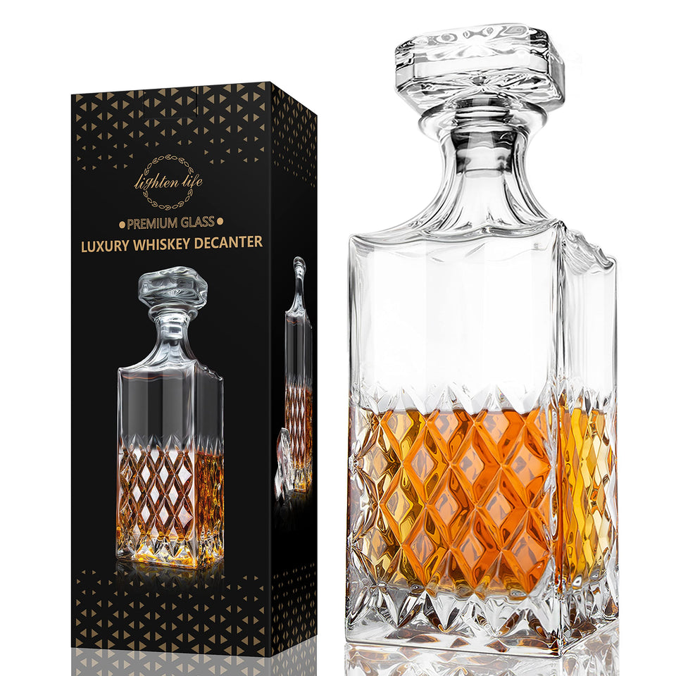 LIGHTEN LIFE whiskey decanter 29oz with stopper shows pristine clarity for premium pours.