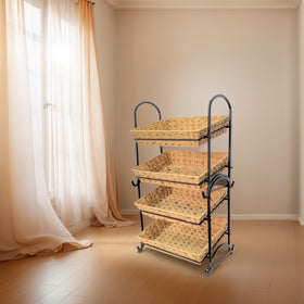 Lihou PapaQ removable tray for prep and serving tasks.