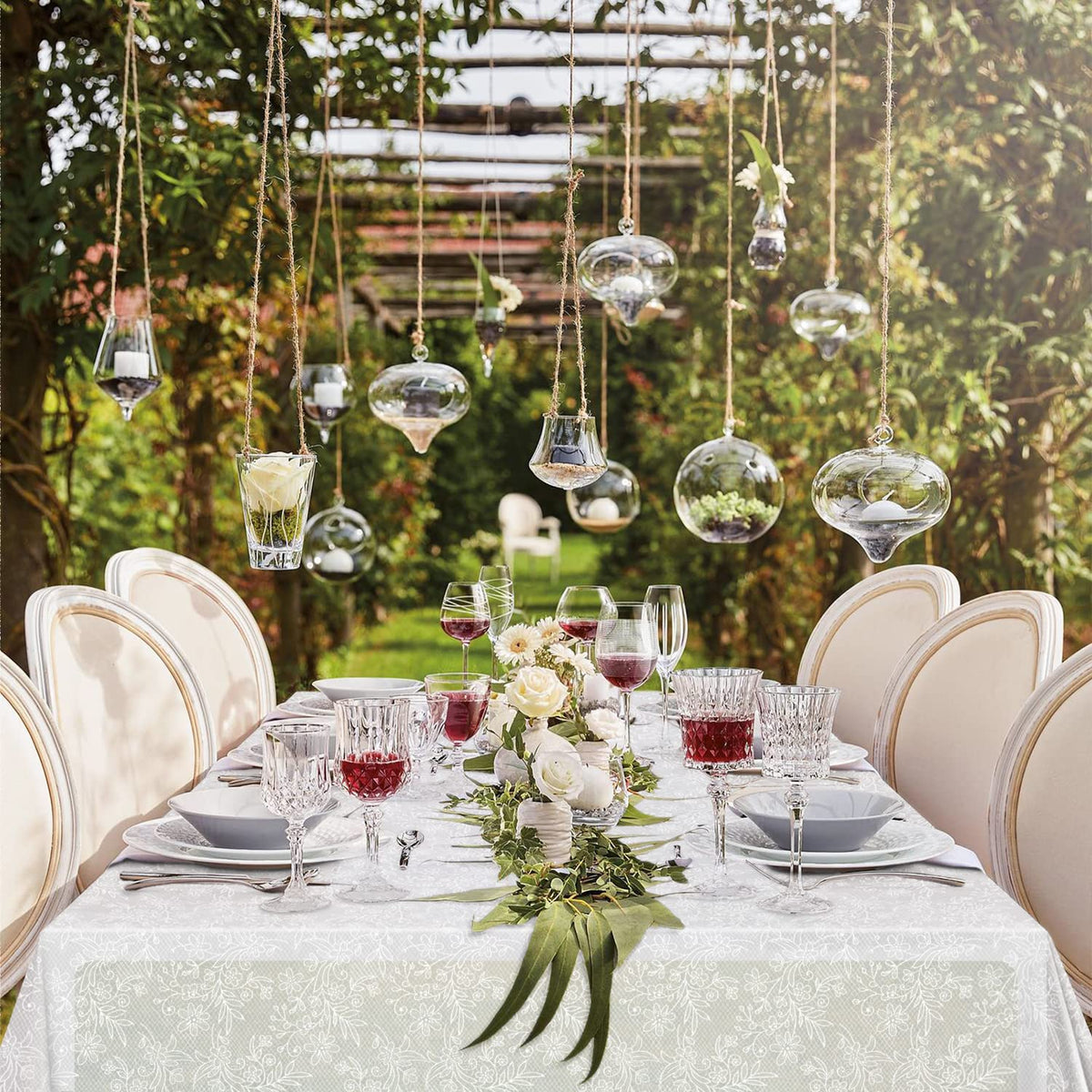 LIKAJON waterproof disposable tablecloth protects surfaces from spills during celebrations.