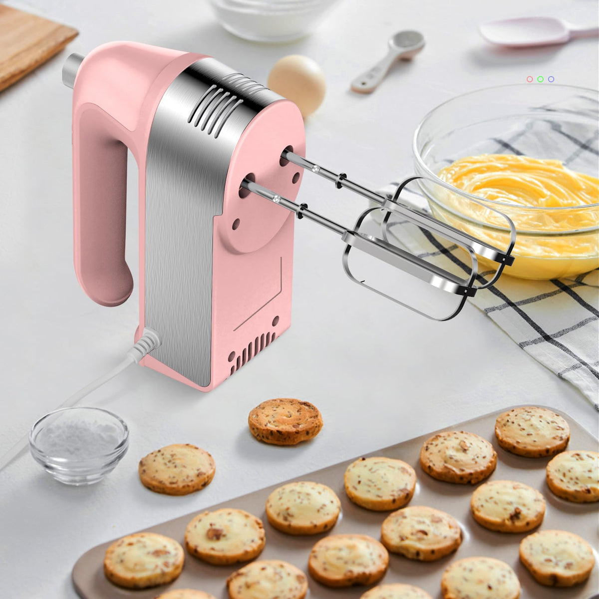 LILPARTNER Hand Mixer storage base keeps attachments neatly organized