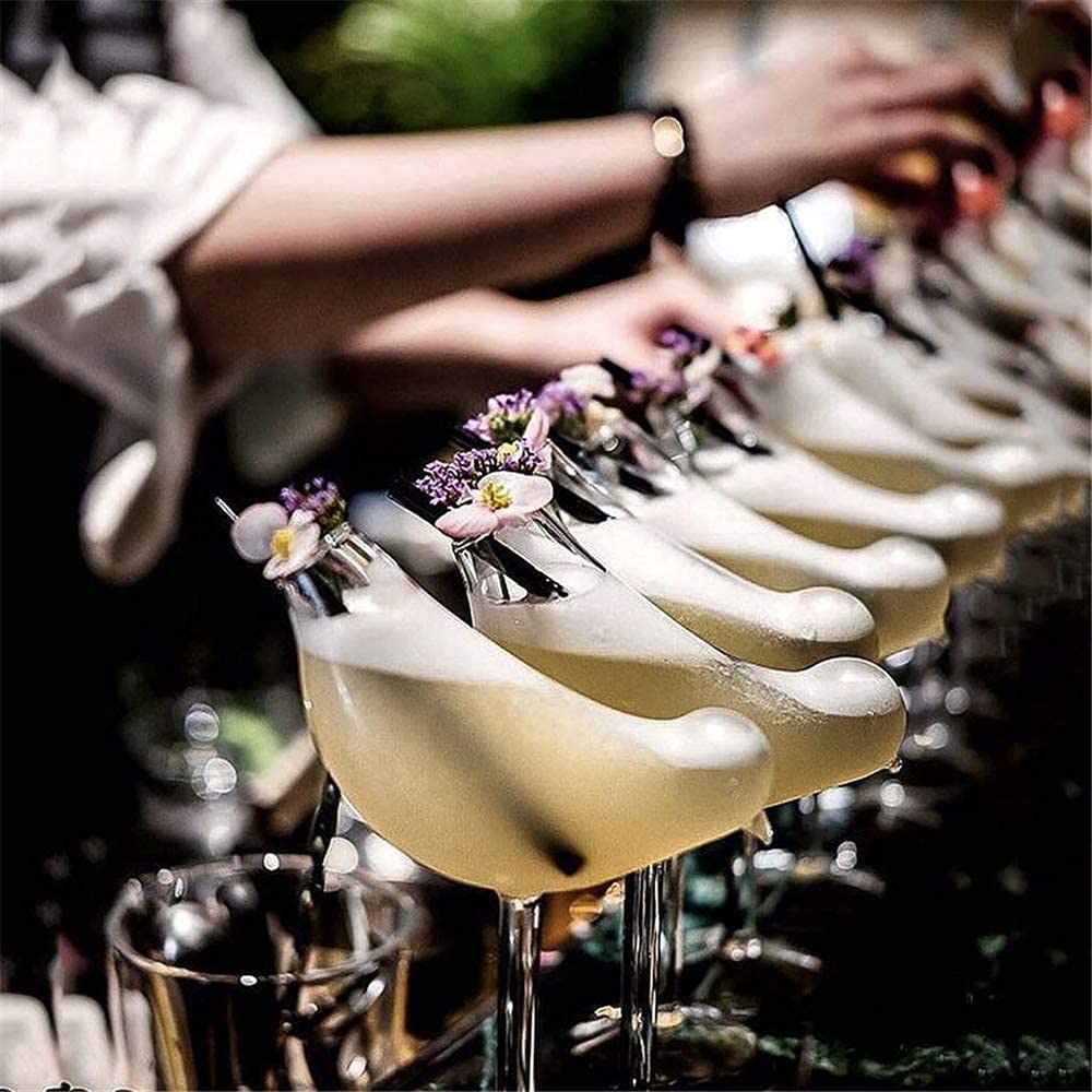 LINALL elegant glassware highlighting sophisticated table setting and drinks.