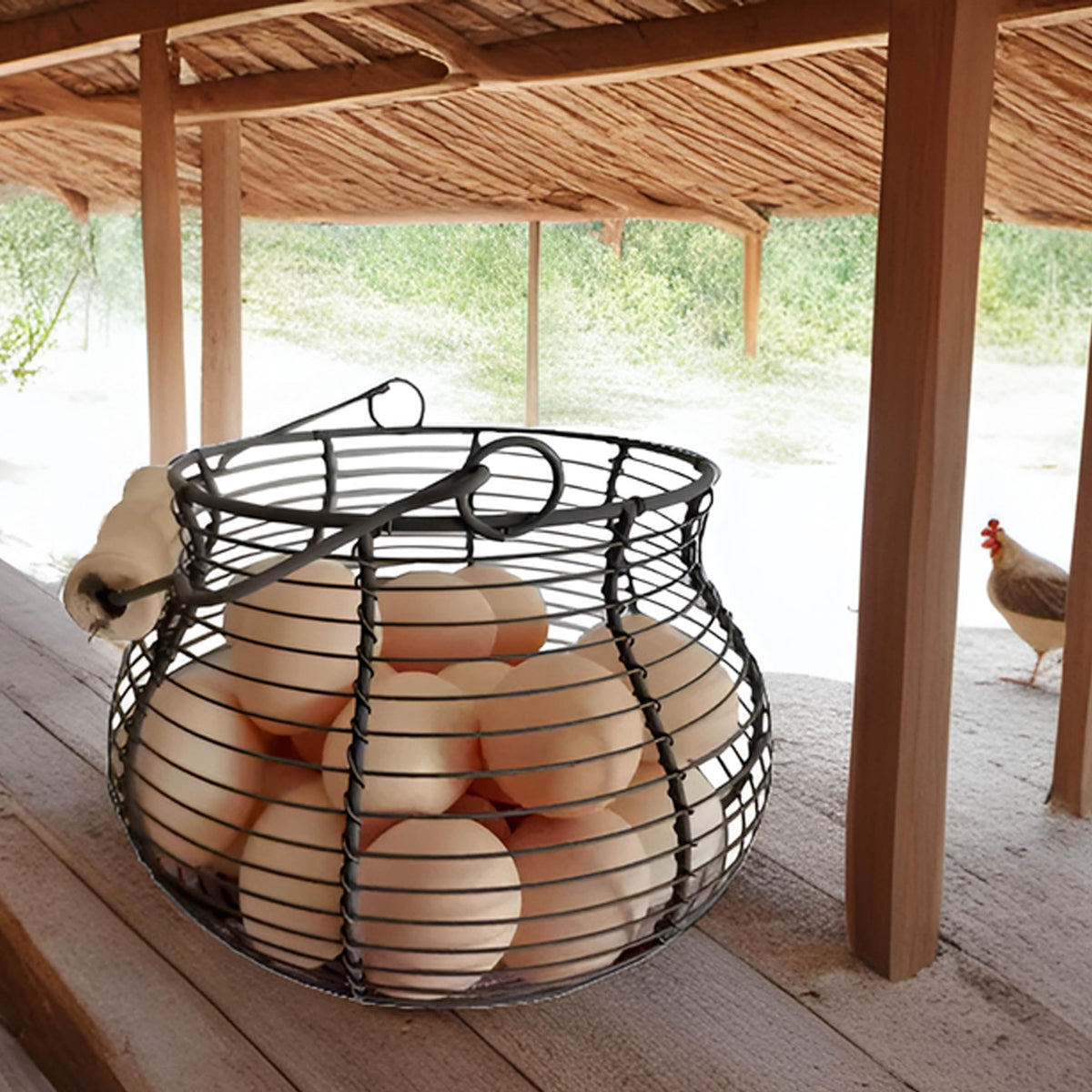 LINCOUNTRY Rustic farmhouse egg basket displayed as charming kitchen decor.