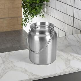 Lindy's dishwasher-safe milk jug highlights simple cleaning after use.