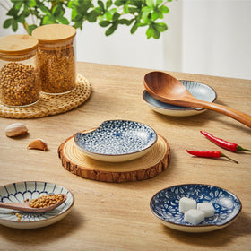 Linyona spoon rest pattern one adds color while protecting surfaces
