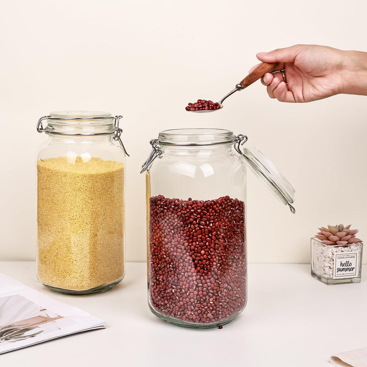 Liuruiyu airtight clamp lids on jars preserve freshness and prevent moisture.