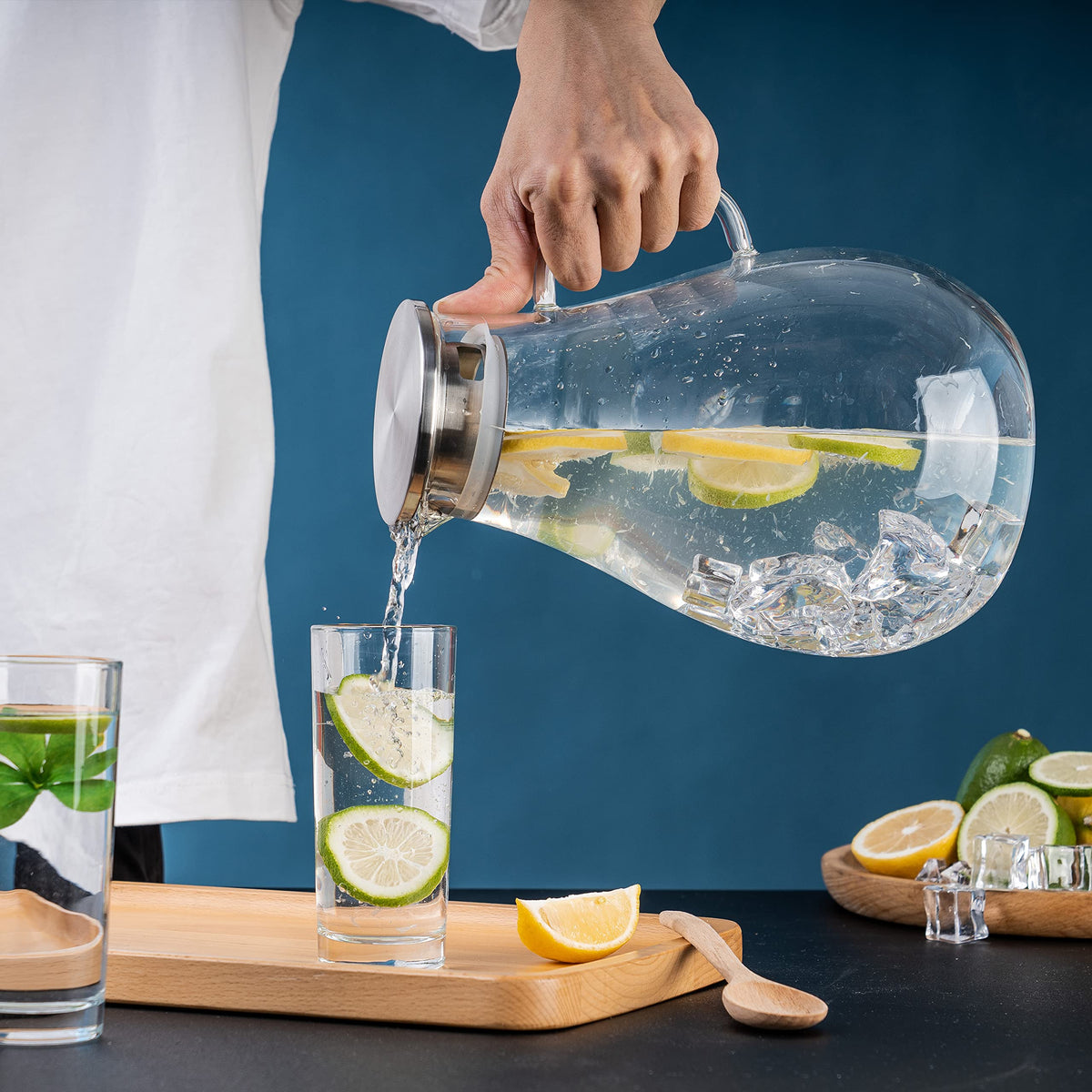 Liuruiyu borosilicate glass resists stains and odors for daily use.