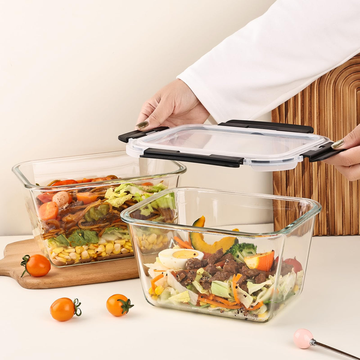 Liuruiyu oven-safe glass containers for baking and easy transfer.