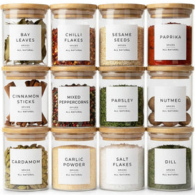 Livabl glass spice jars with labels help you identify spices quickly and neatly.