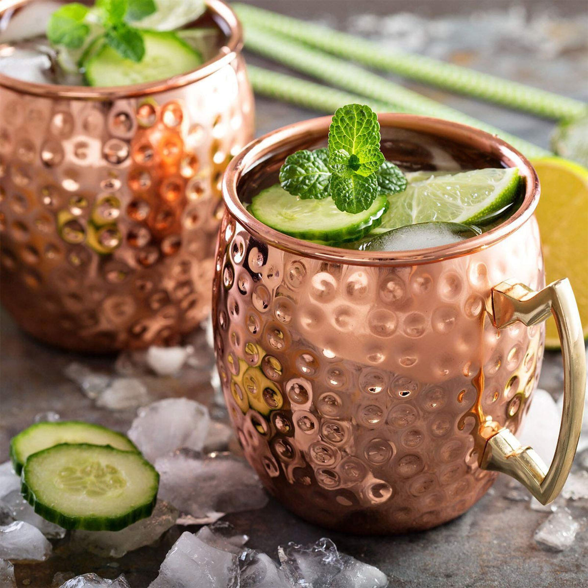 LIVEHITOP vintage design copper mugs add luxury to home bar.