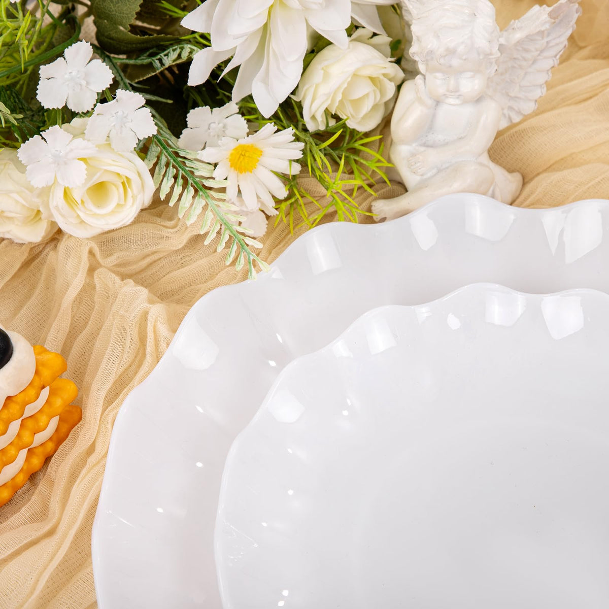 LIYH dishwasher-safe plates, simple cleanup after gatherings.