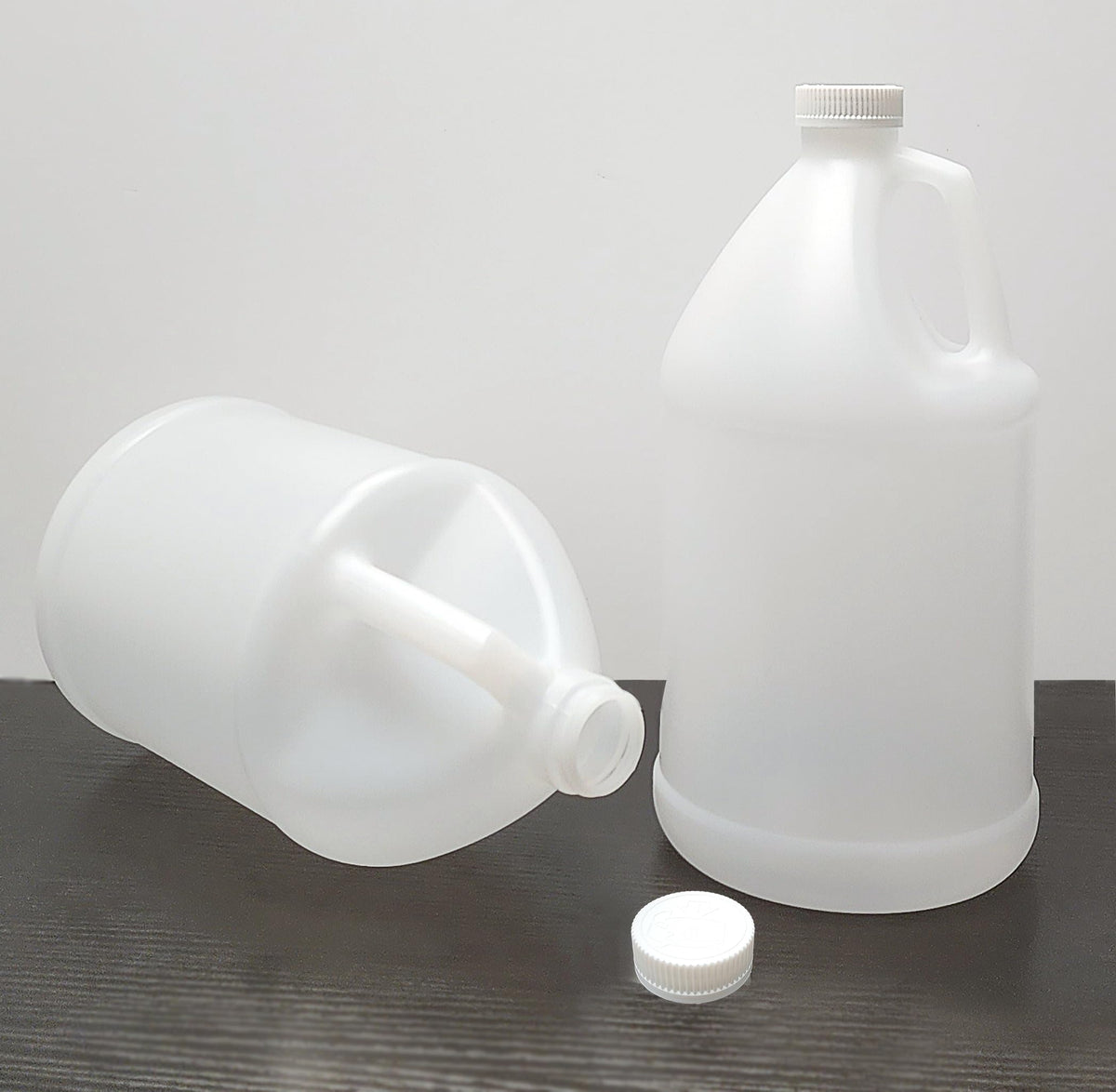 ljdeals 1 gallon jug with child resistant cap keeps contents secure