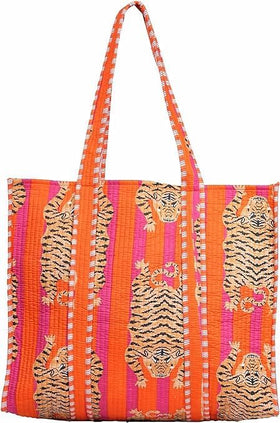 LKGSM RUGS unisex tote showcases tiger motif for versatile outfits.