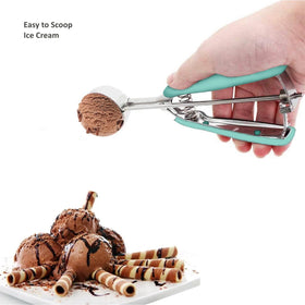 LLESCA dishwasher-safe scoops simplify cleaning after baking sessions.