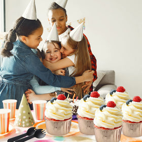 LNYZQUS oven-safe cups withstand baking temperatures without collapsing.