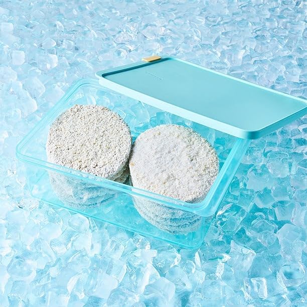 LocknLock Freezer Fit airtight seal close-up showing freshness protection