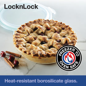 Borosilicate glass pie dish highlighting clarity and durability