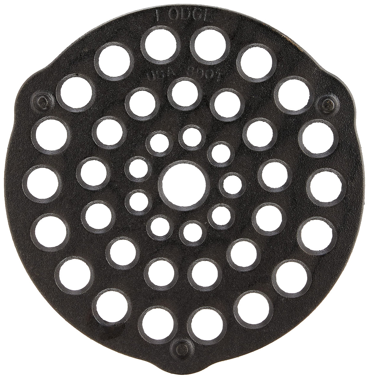Lodge L8DOT3 promotes heat retention and even cooking for meats and pies.