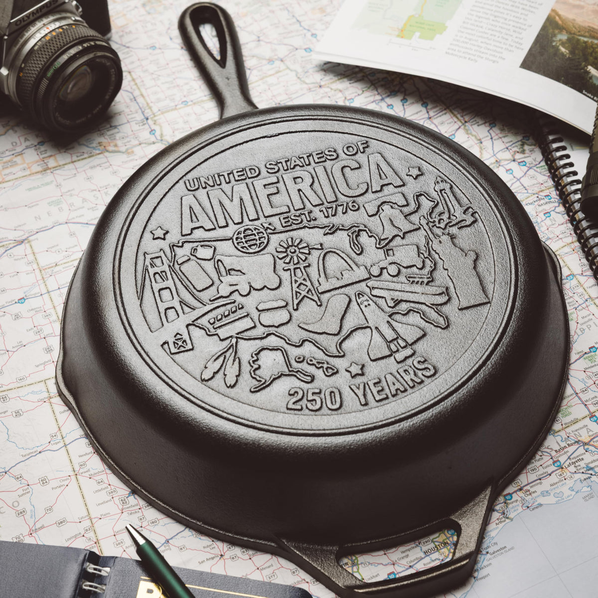 Pre-seasoned Lodge skillet with natural oil finish for easy release and rust resistance.