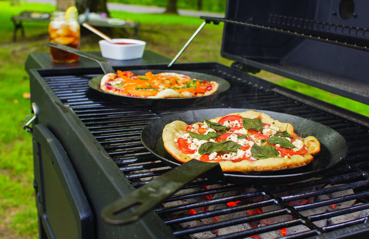 Lodge pre-seasoned carbon steel skillet with natural oil finish