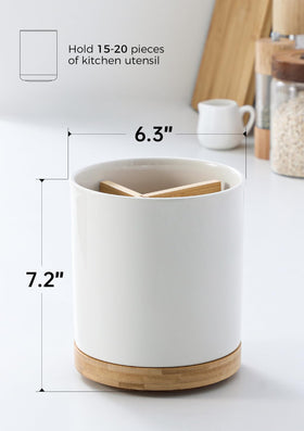 LoeJan three-compartment organizer neatly sorts utensils