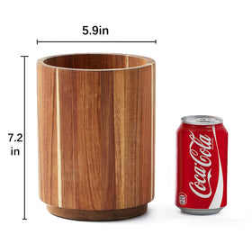 LOHONER kitchen decor with acacia wood for timeless style.