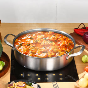 LOLYKITCH dishwasher-safe pan for easy cleaning after busy cooking sessions.