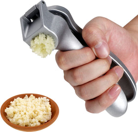 Longmann Pampered Chef garlic press side view shows compact, comfortable handle reducing fatigue.