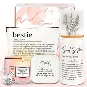 Looca Soul Sister glass with lid and straw, a stylish keepsake for a best friend's birthday