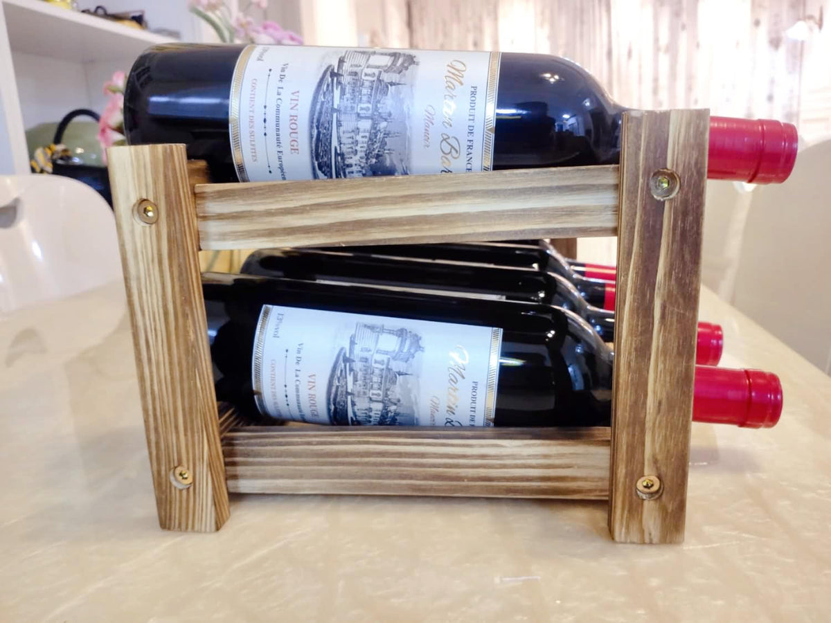 LoongZDD bar setup demonstrates versatile display and convenient access.