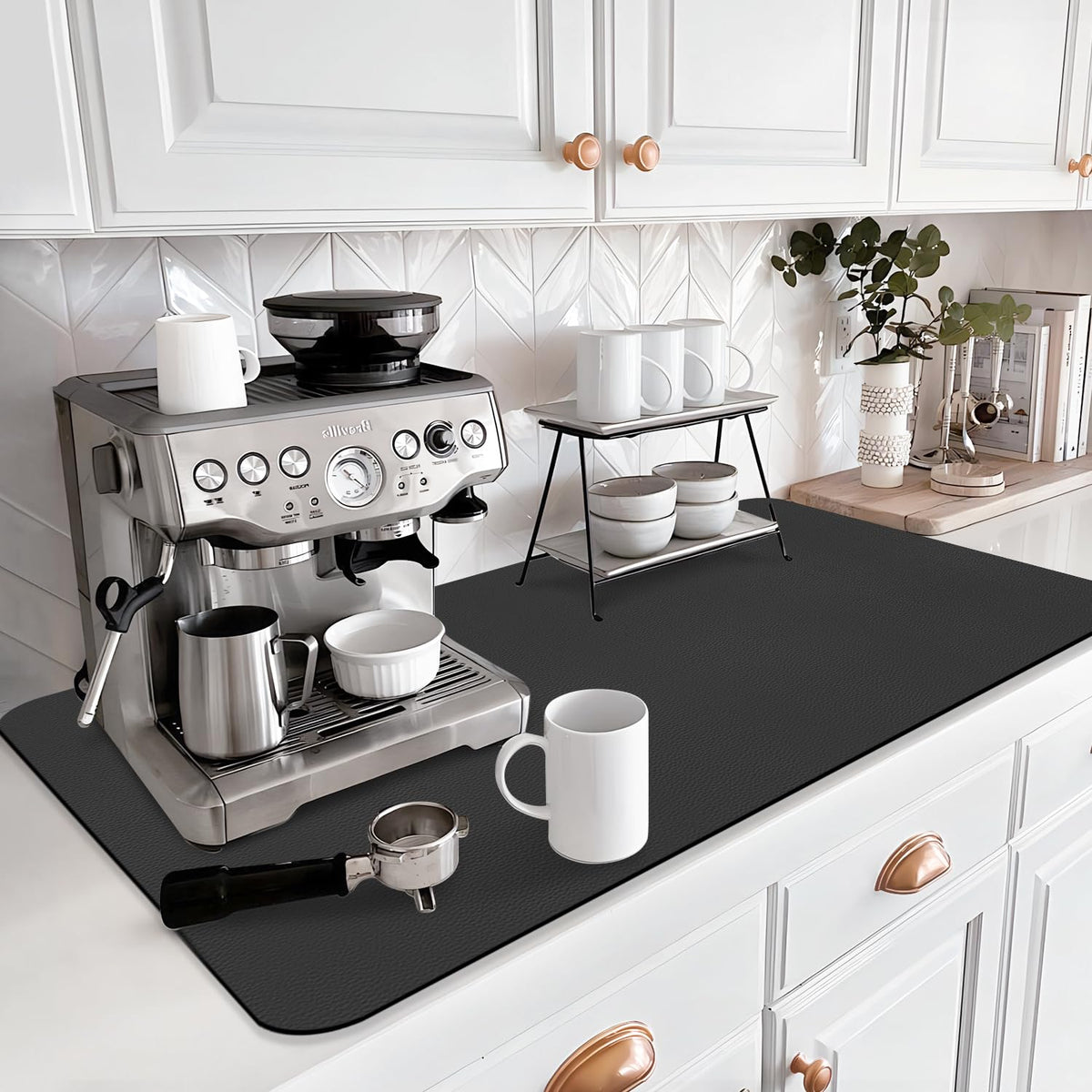 LOPNUR diatomite mat showing absorbent core and soft surface.
