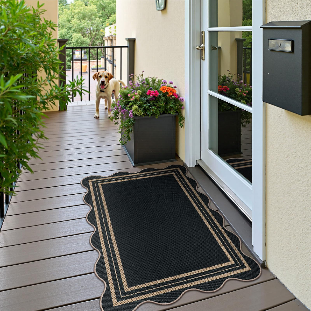 LORWER Easy Jute Low-Pile Rug fits under doors without snagging.