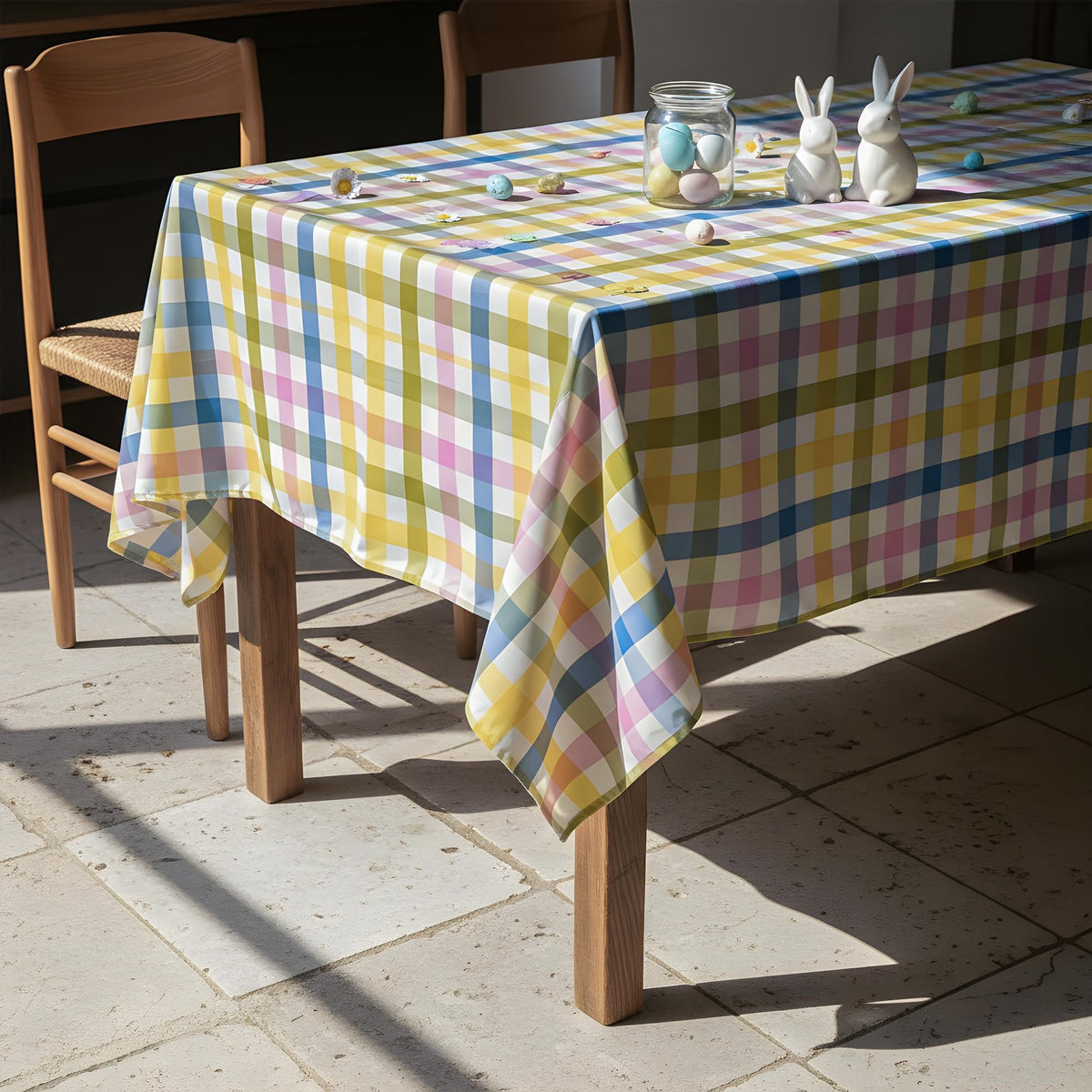 LOSIVISHE tablecloth suitable for indoor and outdoor spring events.