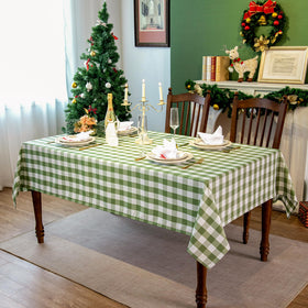 LOSIVISHE patio picnic tablecloth adds charm to outdoor meals.