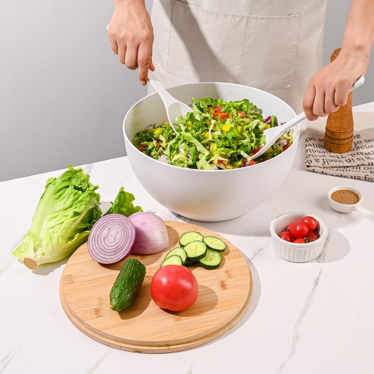 LOVYANXUE generous capacity bowl used for large gatherings and parties