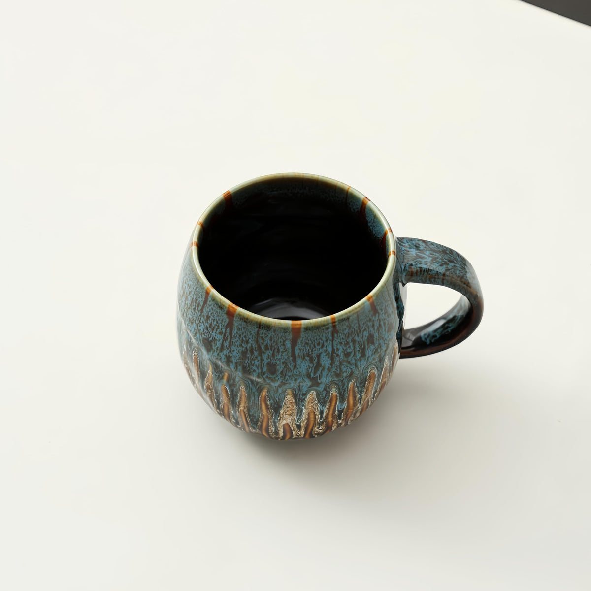 lpylxingyan handmade-inspired glaze variations add unique character to kitchens.