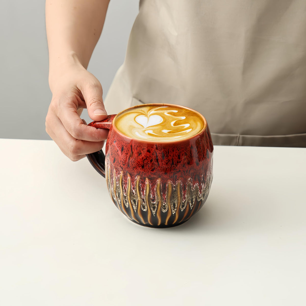 Lpylxingyan mug microwave-safe, quick reheats while preserving heat.