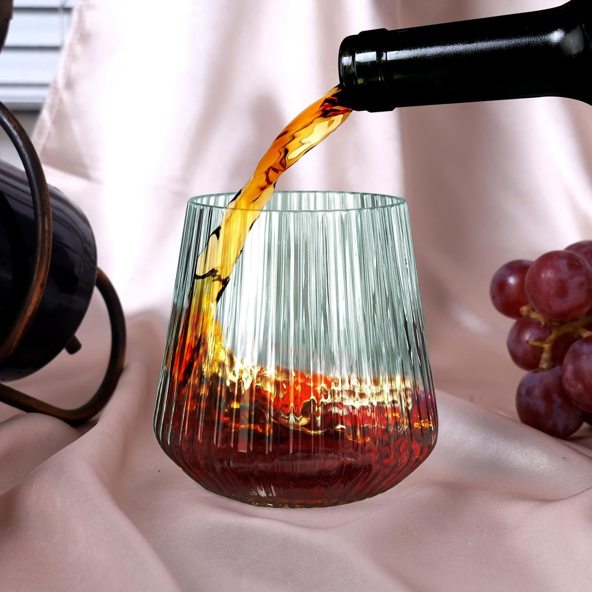 Lueumxc bulk-pack 40 glasses durable for weddings, picnics, and celebrations.