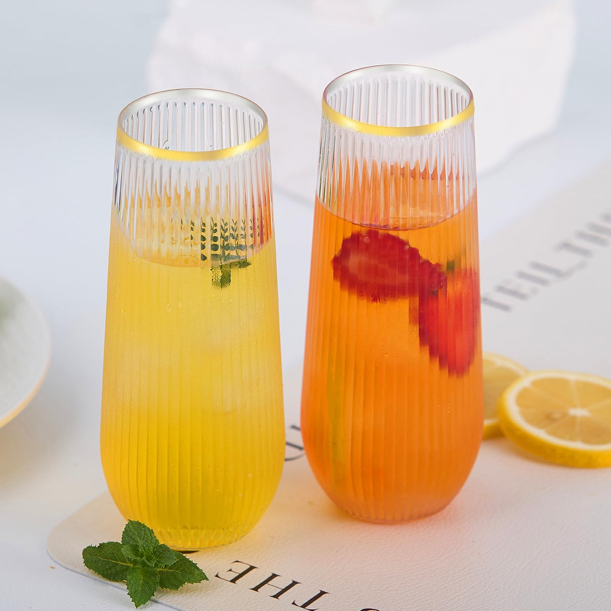 Lueumxc outdoor-ready champagne flutes; suitable for patios, beaches, and pools