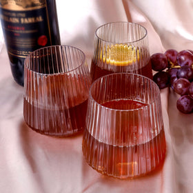 Lueumxc versatile 14oz glasses: suitable for wine, juice, and cocktails