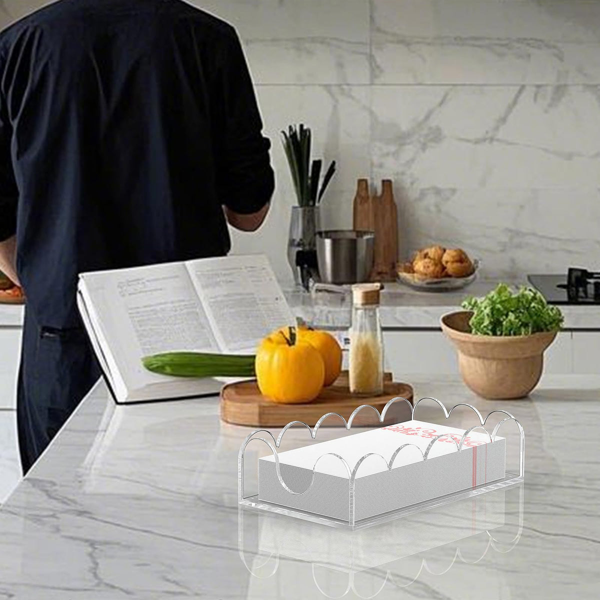LUGUNU durable acrylic construction for long-lasting use