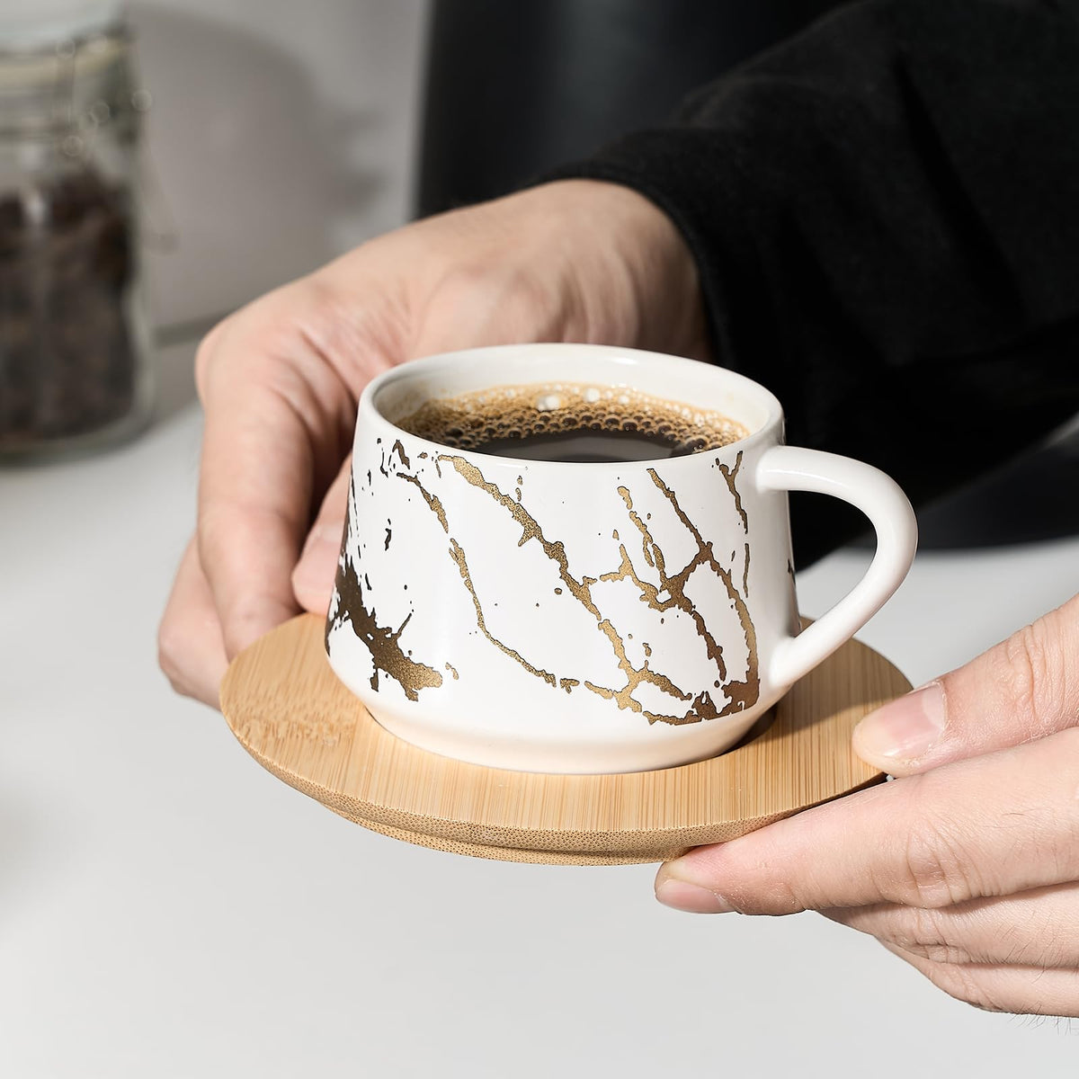 LUKA porcelain coffee cups withstand microwaves and dishwashers for everyday use.