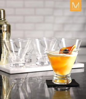 LUNA & MANTHA dishwasher-safe glass simplifies cleanup after gatherings.