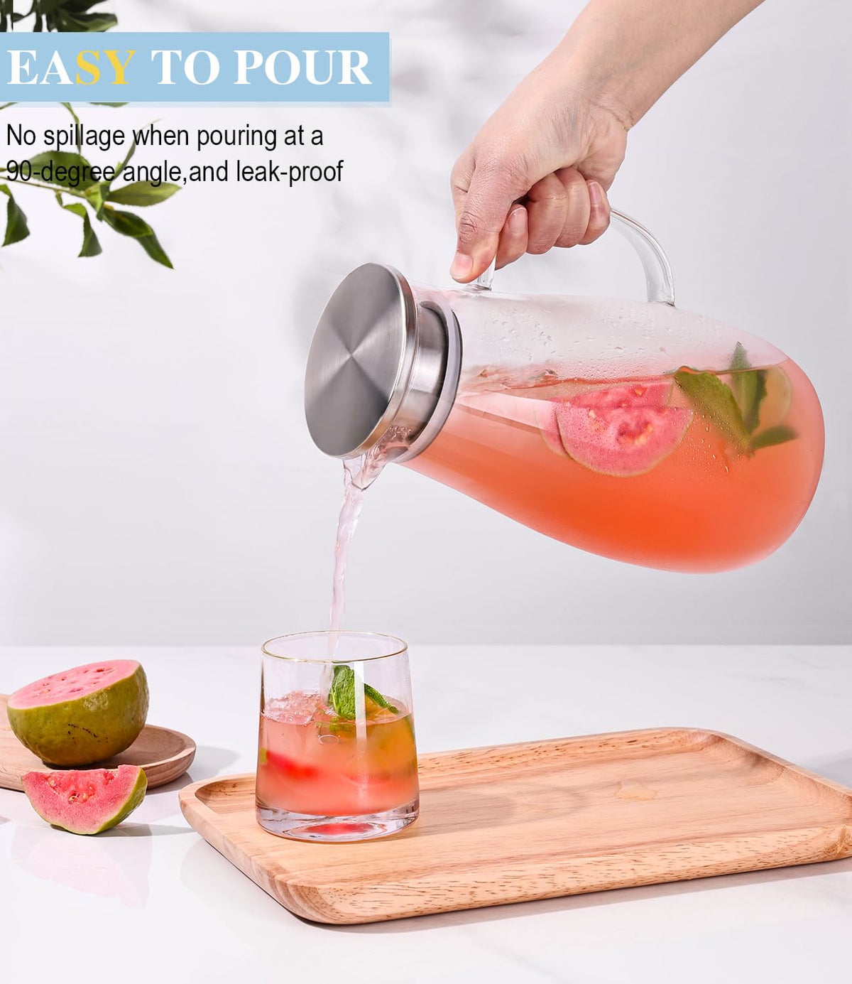 Luna Manta wide-mouth glass carafe simplifies cleaning and refilling.