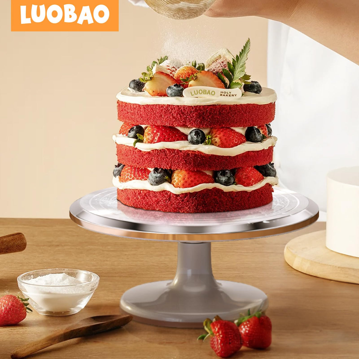 LUOBAO cake leveler demonstrates precise height control for clean layers